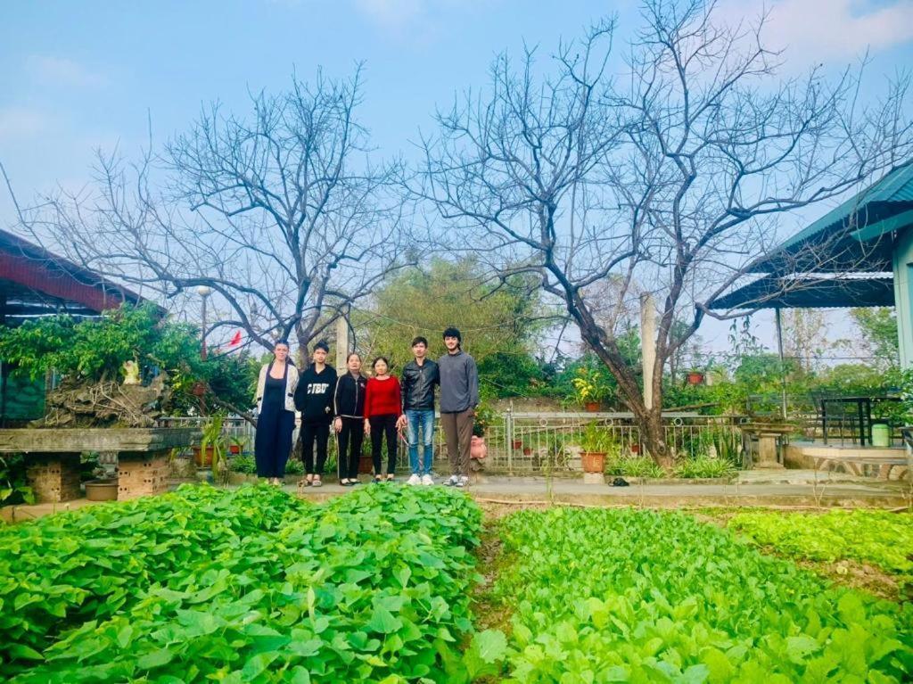 Blue Garden Homestay Нин Бин Екстериор снимка