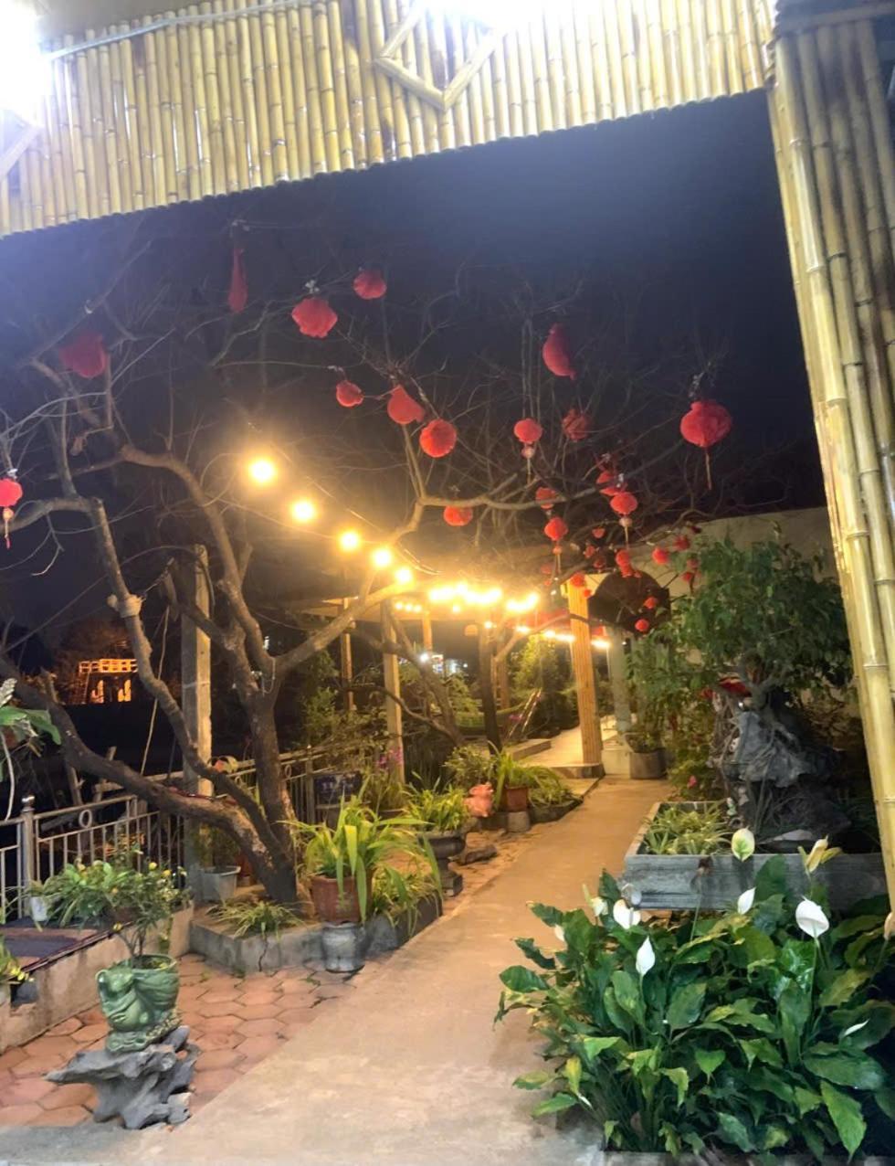 Blue Garden Homestay Нин Бин Екстериор снимка
