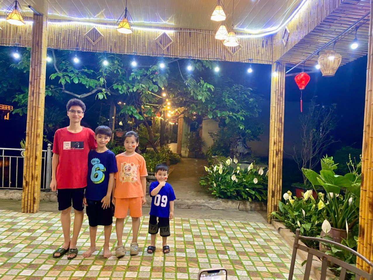 Blue Garden Homestay Нин Бин Екстериор снимка